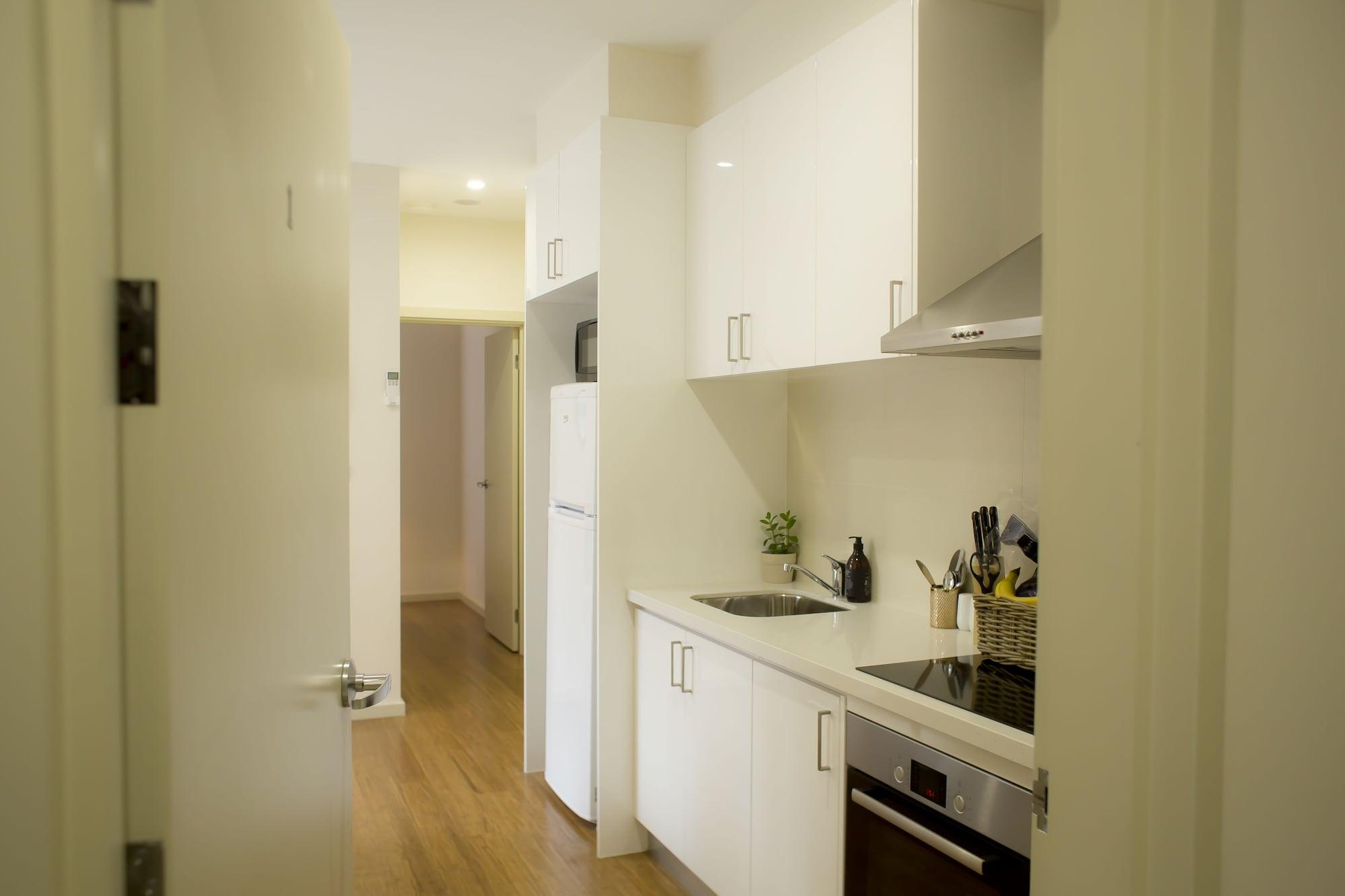 The Town Apartments Мелбърн Екстериор снимка