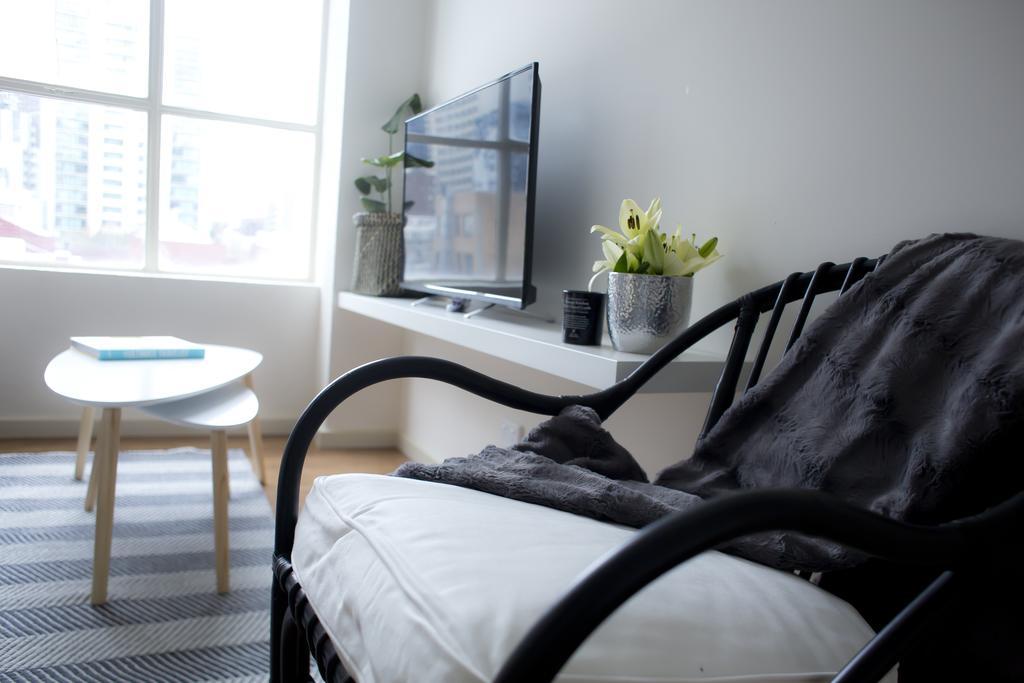 The Town Apartments Мелбърн Екстериор снимка