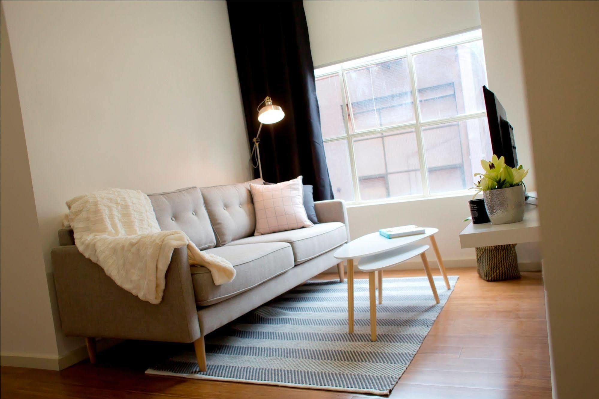 The Town Apartments Мелбърн Екстериор снимка